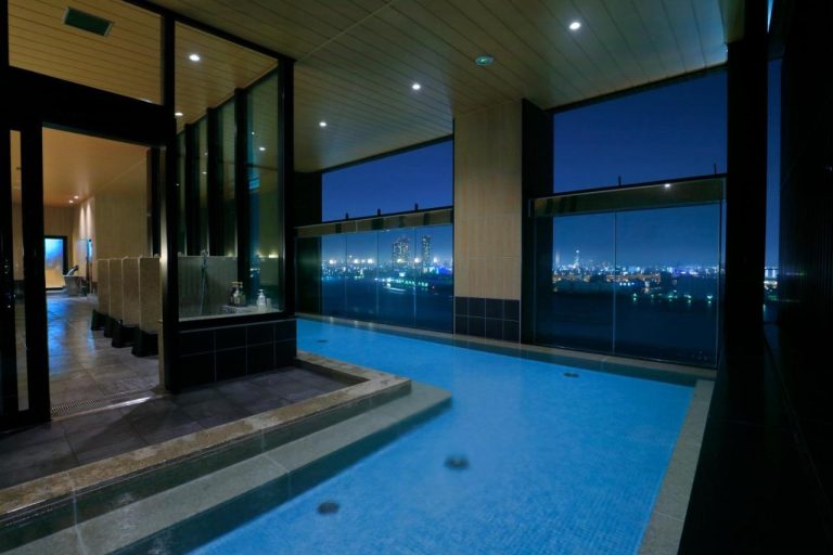 THE SINGULARI HOTEL & SKYSPA at UNIVERSAL STUDIOS JAPAN