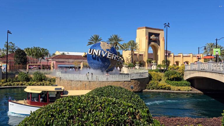 האם משתלם ויותר זול לקנות כרטיסים ליוניברסל אורלנדו אונליין מאשר בשער בקופות?